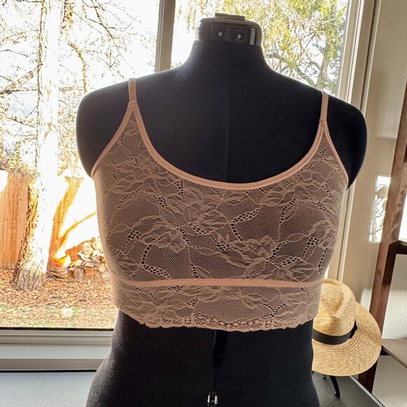 Etam Nude Lace Bralette Women’s Size L Floral Sheer Stretch Longline Crop Top - Picture 1 of 5